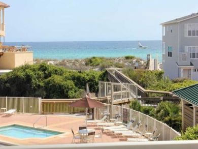Santa Rosa Beach Vacation Condo Sleeps Eight Guests.