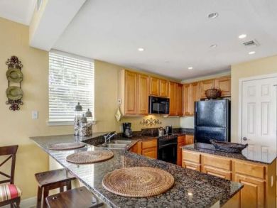 Santa Rosa Beach Vacation Condo Sleeps Eight Guests.