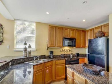 Santa Rosa Beach Vacation Condo Sleeps Eight Guests.