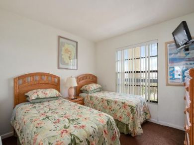 Charming Vacation Rental on Marco Island. Call Today.