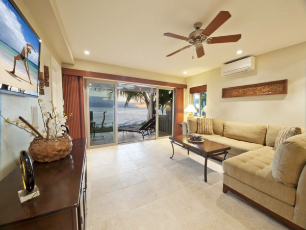 Lahaina Vacation Condo Sleeps Six Guests