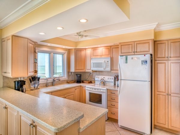 Charming Vacation Rental on Sanibel Two Bedroom Beach Condo