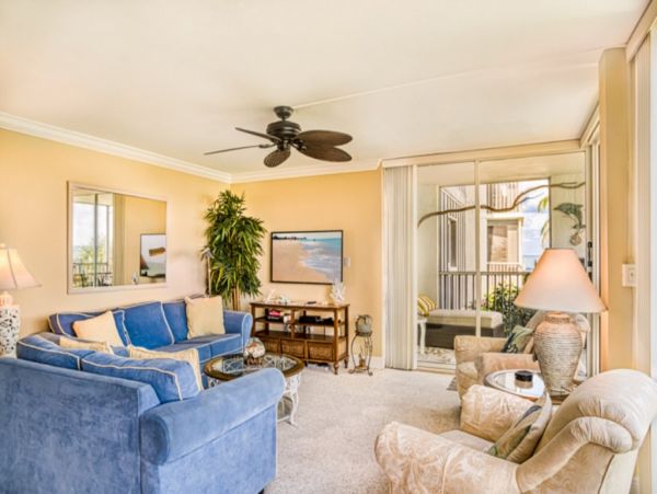 Charming Vacation Rental on Sanibel Two Bedroom Beach Condo