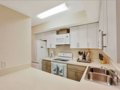 Marco Island Vacation Condo Sleeps Four Guests.
