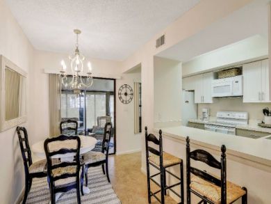 Marco Island Vacation Condo Sleeps Four Guests.