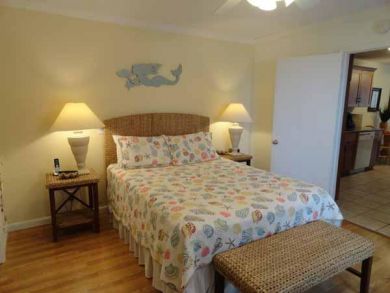 Holmes Beach Vacation Home 4 Bedrooms Sleeps 16 Guests