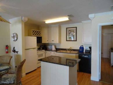 Holmes Beach Vacation Home 4 Bedrooms Sleeps 16 Guests