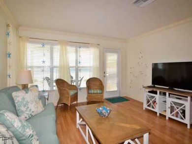 Holmes Beach Vacation Home 4 Bedrooms Sleeps 16 Guests