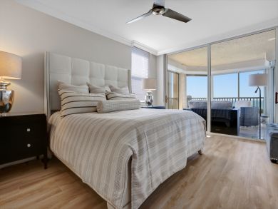Naples Condo 921228