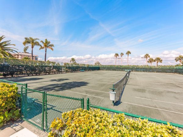 Siesta Key Vacation Condo Close To Beach with Boat Docks