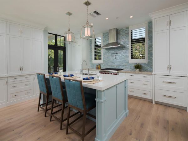 Luxury Naples Townhome with Private Pool Walk To Beach