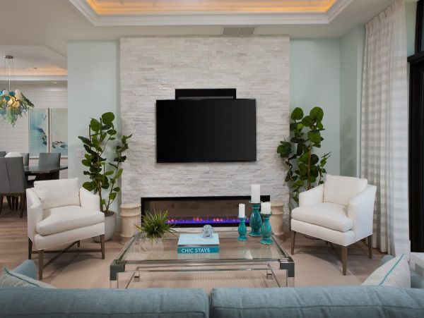 Luxury Naples Townhome with Private Pool Walk To Beach