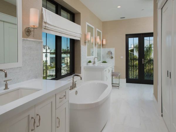 Luxury Naples Townhome with Private Pool Walk To Beach