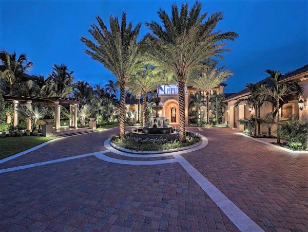 One of Naples Ultimate Vacation Homes Beautiful Bay Views