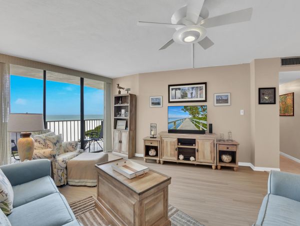 Lovely Marco Condo Wonderful Views