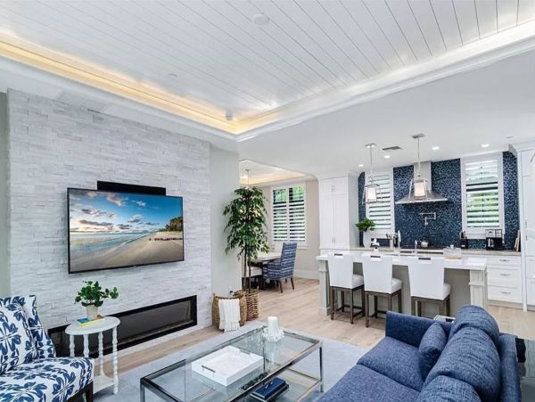 Downtown Naples Vacation Rental | Luxury Villa with Pool & Outdoor Living