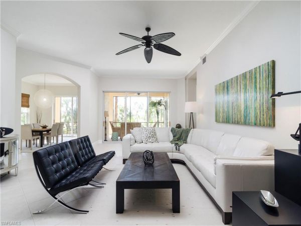 Naples Vacation Home 3 Bedroom + Den / TV Room