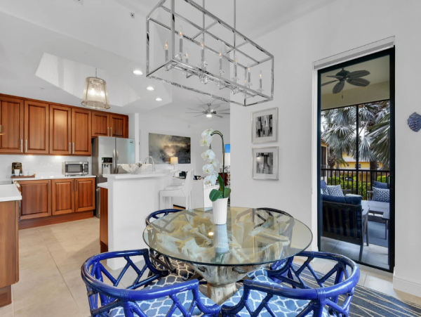 Coastal 2 Bedroom Vacation Rental in Naples