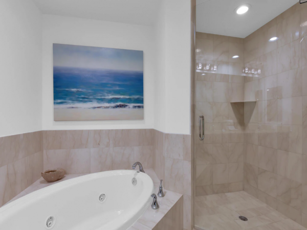 Coastal 2 Bedroom Vacation Rental in Naples