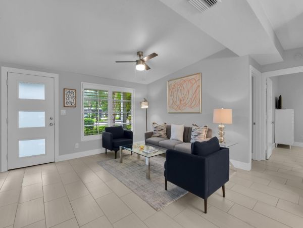 Heated Pool and Spa Naples Vacation Home Plus Den Sleeps 8