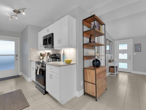 Heated Pool and Spa Naples Vacation Home Plus Den Sleeps 8