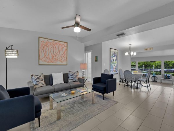 Heated Pool and Spa Naples Vacation Home Plus Den Sleeps 8