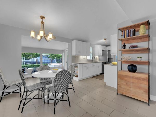 Heated Pool and Spa Naples Vacation Home Plus Den Sleeps 8