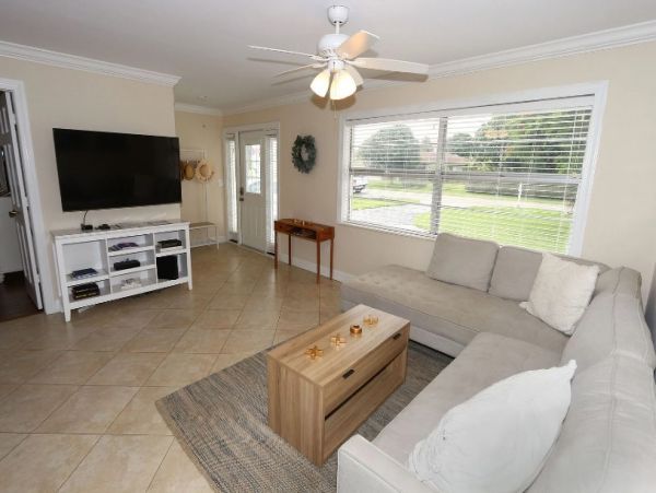 Naples Four Bedroom Vacation Rental Home with Private Pool