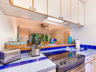 One Bedroom Vacation Condo in Lahaina Puamana Value Price!
