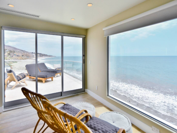 Malibu Luxury Four Bedroom Main House 2 Bedroom Cottage