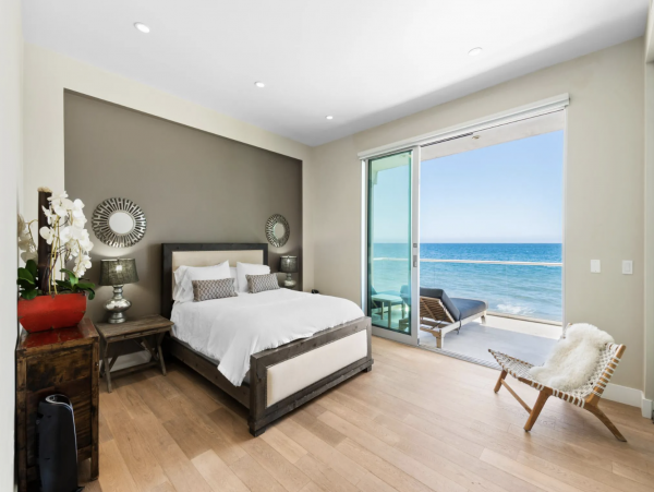 Malibu Luxury Four Bedroom Main House 2 Bedroom Cottage