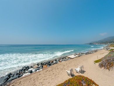 Malibu Beach House mAIN house & Guest House. Malibu Beach House mAIN house & Guest House.