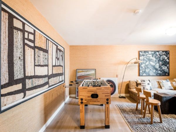 Luxury Beachfront Five Bedroom Home in Malibu Sleeps 10