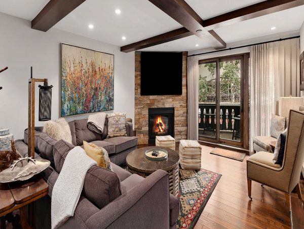 Vail Vacation Condo Sleeps Ten Mountain View Walk To Lifts