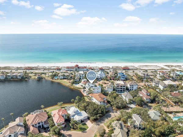 Destin Lakefront Vacation Home With Pool And Spa