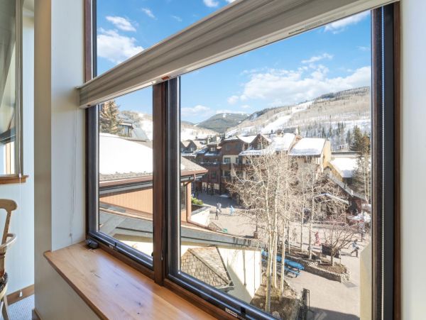 Vail Vacation Condo Sleeps Eight Guests Mountain Views