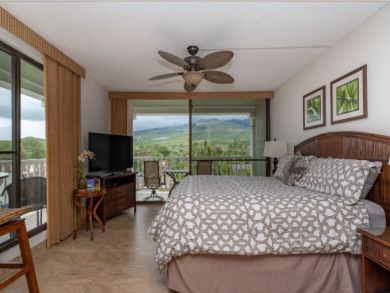 Lahaina Vacation Condo Sleeps Two Guests.