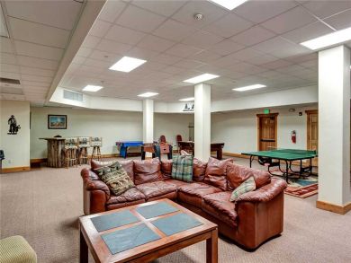 Breckenridge Vacation Condo Sleeps Seven Guests.