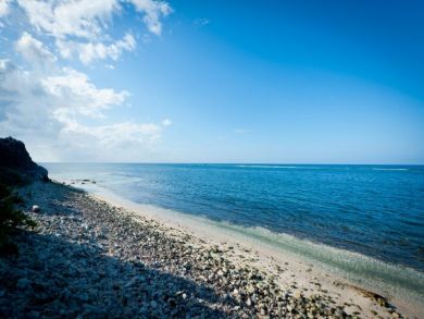 Grand Cayman Vacation Rental Home Three Bedrooms + Den