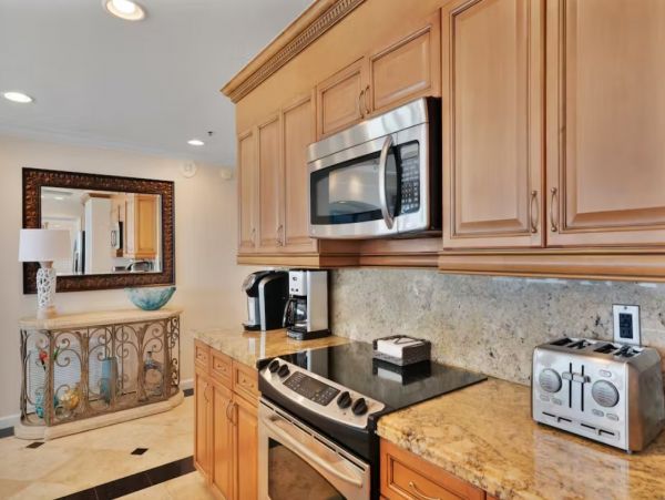 Panam City Beach Four Bedroom Vacation Condo with Panoramic Gulf View