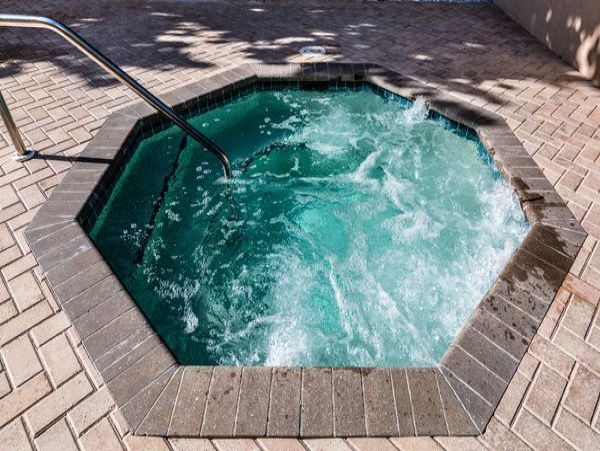 Marco Island Gulf Front Vacation Condo Sleeps 4