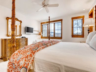 Bachelor Gulch Vacation Rental with Den.