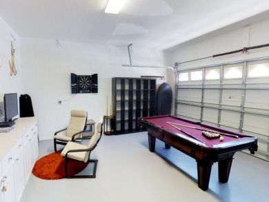 Kissimmee Vacation Home Sleeps Ten Guests.