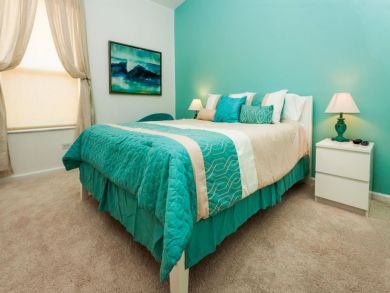 Kissimmee Vacation Home Sleeps Ten Guests.