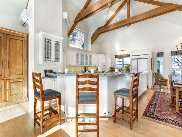 Beaver Creek Luxury Vacation Home Sleeps 12