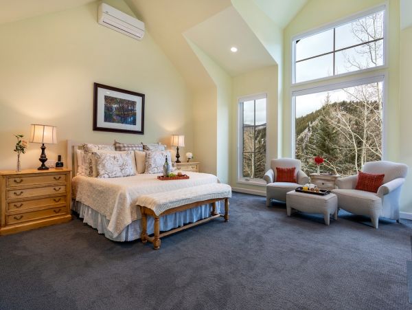 Beaver Creek Luxury Vacation Home Sleeps 12