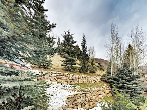 5 Bedroom Luxury Rental in Vail, Mountain View