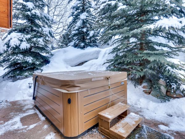 5 Bedroom Luxury Rental in Vail, Mountain View