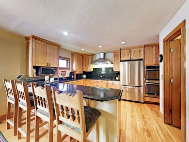 Vail Vacation Duplex Sleeps Ten Guests.