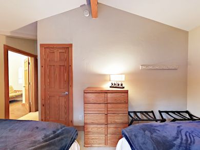 Vail Vacation Duplex Sleeps Ten Guests.